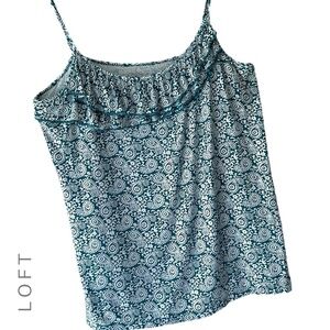 LOFT | NWOT PAISLEY RUFFLE NECK CAMISOLE TOP | SIZE: EXTRA LARGE